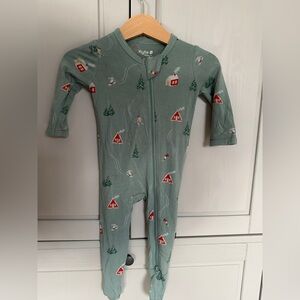 Kyte baby footie sleeper in Alpine